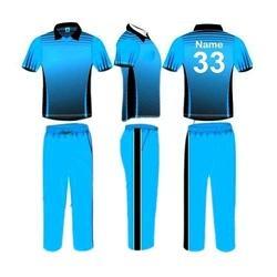 coloured cricket clothing